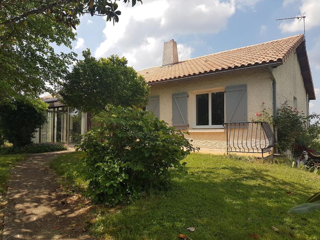 Vila A Proximite Du Futuroscope Et Des Marais Poitevin Rouille Exteriér fotografie
